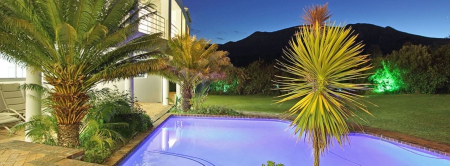 To Let 5 Bedroom Property for Rent in Constantia Western Cape